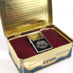 Zippo 60.yıl Eski Tarihli Zippo Çakmak - Görsel 7