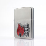 Zippo Flame Design Plakalı Zippo Çakmak - Görsel 2