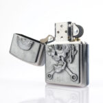 Skull Plakalı Zippo Çakmak - Görsel 4