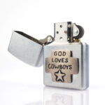 Cowboy Design Plakalı Zippo Çakmak - Görsel 4