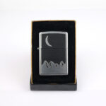 Marlboro Moon Plakalı Zippo Çakmak - Görsel 6