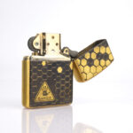 Skull Design Armor  Zippo Çakmak - Görsel 6