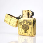 Spider-Man Gold Armor Zippo Çakmak - Görsel 7