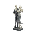 Gümüş ve siyah eskitme görünümlü romantik çift figürlü dekoratif biblo, salon, masa, konsol ve vitrin dekorasyonu için hediyelik eşya.