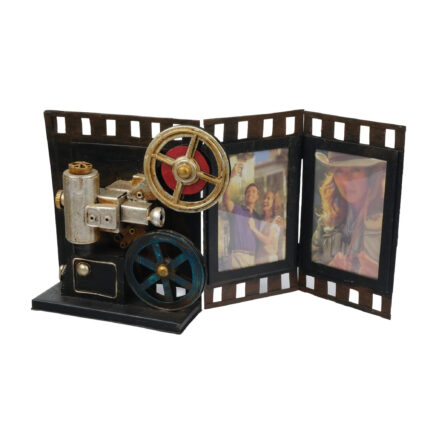 Vintage film projektörü tasarımlı, film şeridi biçiminde çoklu fotoğraf çerçevesi bulunan dekoratif metal sinema maketi.