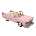 Pembe ve krem renkli gövdesi, üstü açık tasarımı, metal tamponları, klasik farları, direksiyonu ve eskitme detayları bulunan vintage dekoratif otomobil maketi.