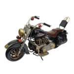 Siyah gövdeli, kahverengi seleli ve metalik detaylara sahip klasik motosiklet formunda dekoratif metal motosiklet maketi.