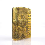 Orijinal Zippo Classic çakmak, Marlboro Design 360° yüzey uygulaması ve limitli seri yapısıyla öne çıkan koleksiyonluk Zippo modeli – Ateş Premium.