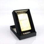 Orijinal Zippo Classic çakmak, Wolf Design 360° yüzey uygulaması ve kurt desenli görünümüyle öne çıkan şık Zippo modeli – Ateş Premium.