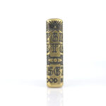 Orijinal Zippo Armor çakmak, antique brass görünümü, harf ve rakam motifleri ile 360 derece çoklu işleme detaylarıyla öne çıkan kalın gövdeli premium Zippo çakmak modeli – Ateş Premium.