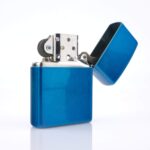 Blue Leaf Design Limited Koleksiyonluk Zippo Çakmak (Kitapçıklı Set) - Görsel 3