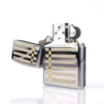 Geometric Squares Design Limited Koleksiyonluk Zippo Çakmak (Kitapçıklı Set) - Görsel 4