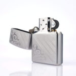 Ornamental Floral Limited Koleksiyonluk Zippo Çakmak (Kitapçıklı Set) - Görsel 4