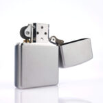 Ornamental Floral Limited Koleksiyonluk Zippo Çakmak (Kitapçıklı Set) - Görsel 3