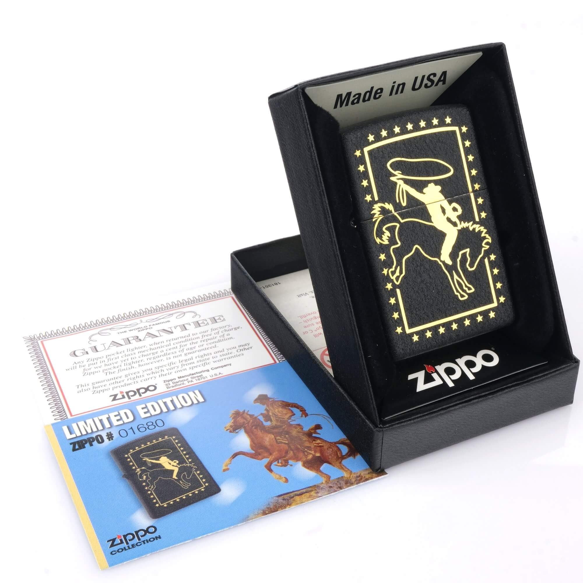 zippo-cowboy-design-limited-edition-koleksiyonluk-collection-classic-cakmak-hediyelik-kitapcikli-booklet-orijinal-zippo-ates-premium (7) Cowboy Koleksiyonluk Zippo Çakmak (Kitapçıklı Set) - Görsel 1