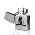 Zippo Factory Limited Koleksiyonluk Zippo Çakmak (Kitapçıklı Set) - Görsel 4