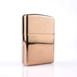 Orijinal Zippo Armor çakmak, kalın gövdeli premium Zippo çakmak modeli – Heart Design temalı Ateş Premium luxury ve limited Zippo koleksiyonu.