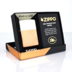 Orijinal Zippo çakmak, solid sterling silver ve solid copper bimetal kasa yapısına sahip, yüksek parlak yüzeyli premium Zippo modeli – Ateş Premium.